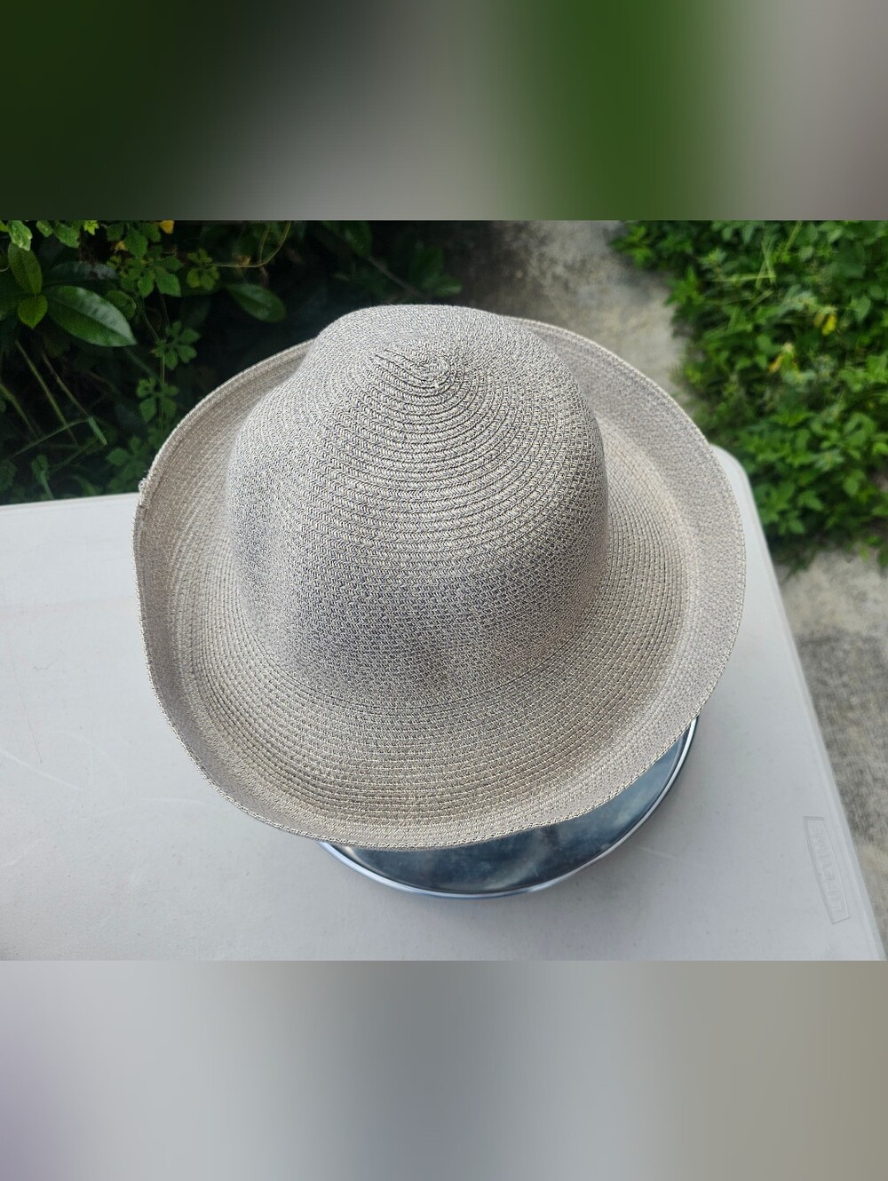 Womens Wide-Brim Sun Hat in Light Beige